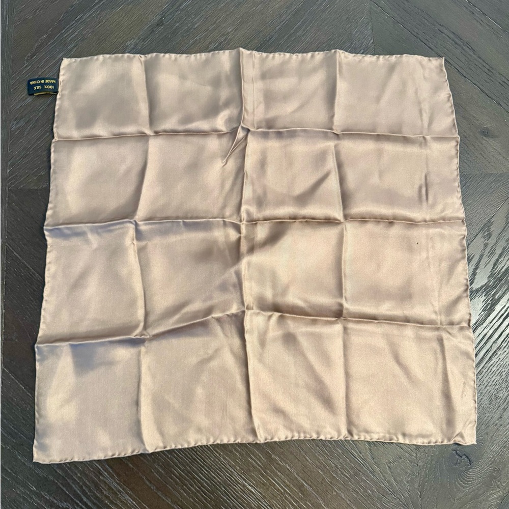 Light Brown 100% Silk Hand Rolled Men’s Pocket Square. 18in By 18in. Gently Used